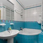 فيلة Vintiana *